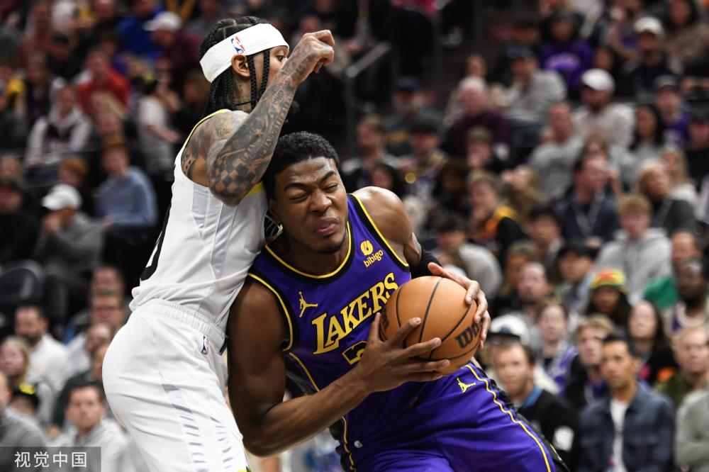 中的表现引 中的表现引