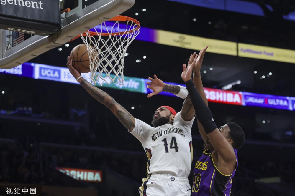 怒砸袖标 怒砸袖标